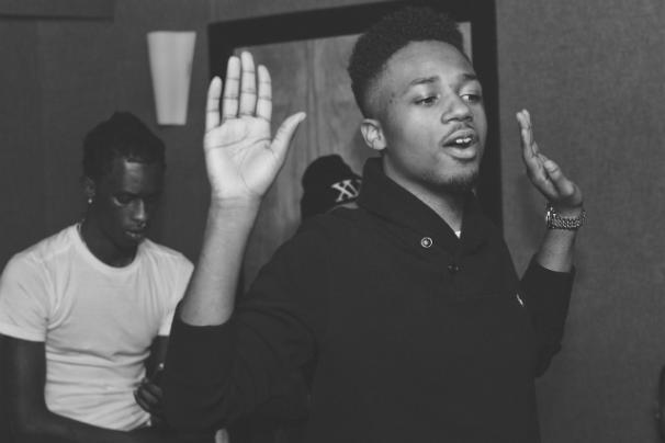 Metro Thuggin - Free Gucci