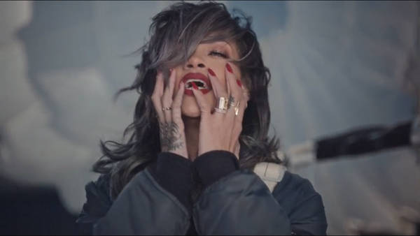 Rihanna - American Oxygen