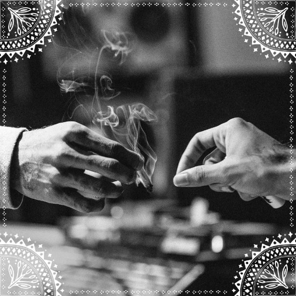 Flatbush ZOMBiES – Bounce